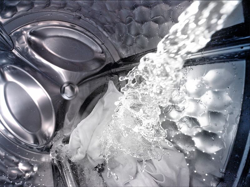 Waschmaschine pumpt nicht ab: Das können Sie jetzt tun! Waschmaschine pumpt nicht ab Das können Sie jetzt tun Holzleitner